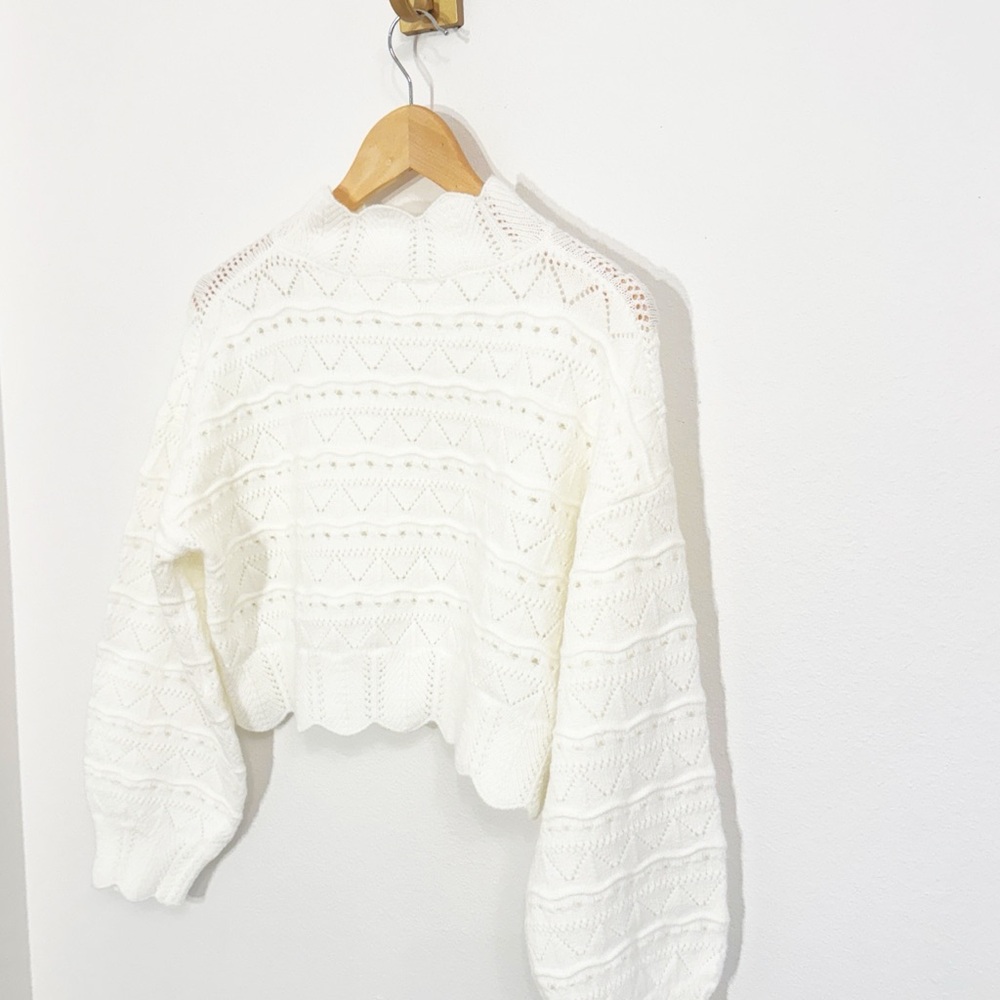 HALARA Mock Neck Sweater “Bishop” Cropped Open Knit Size Large Like New! - Picture 4 of 5